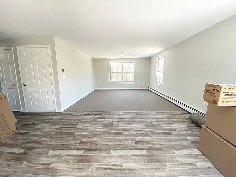 1078 Main St #2 — Photo 4