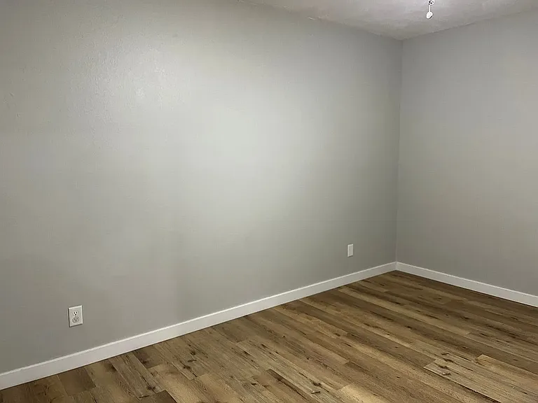 123 Hannah Dr #1 — Photo 3
