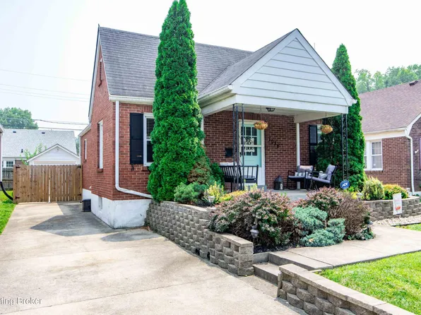 1036 Hess Ln, Louisville, KY 40217