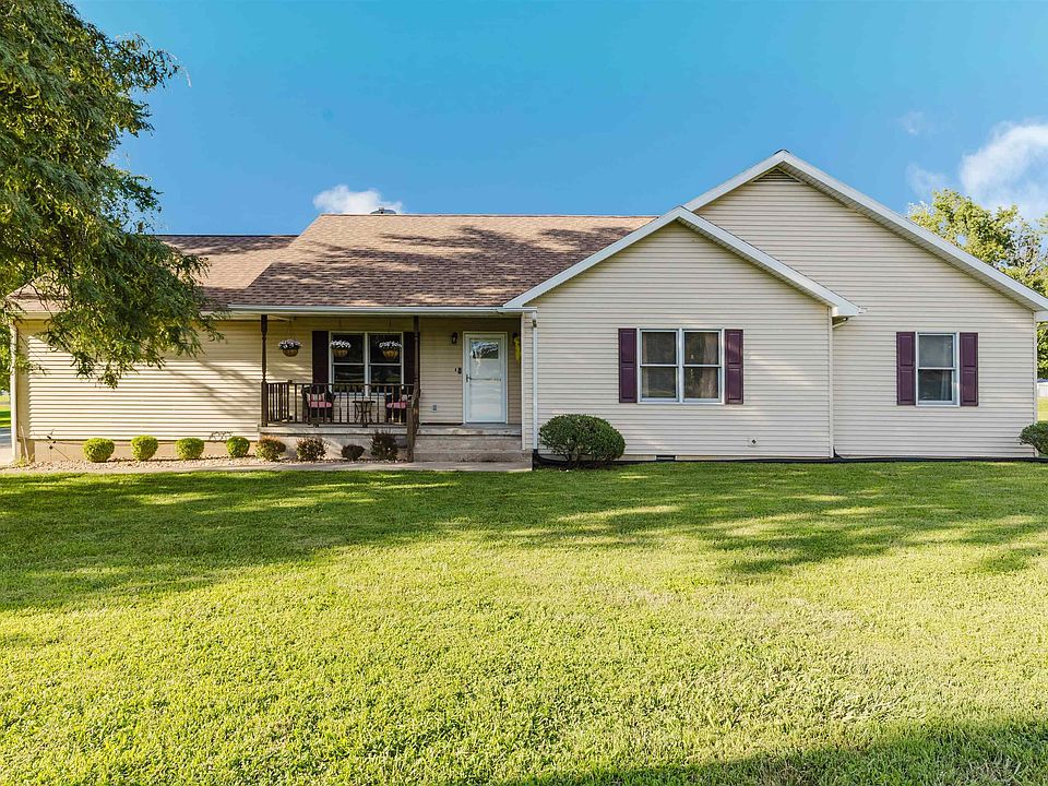 1st image of 556 Dongola Ct