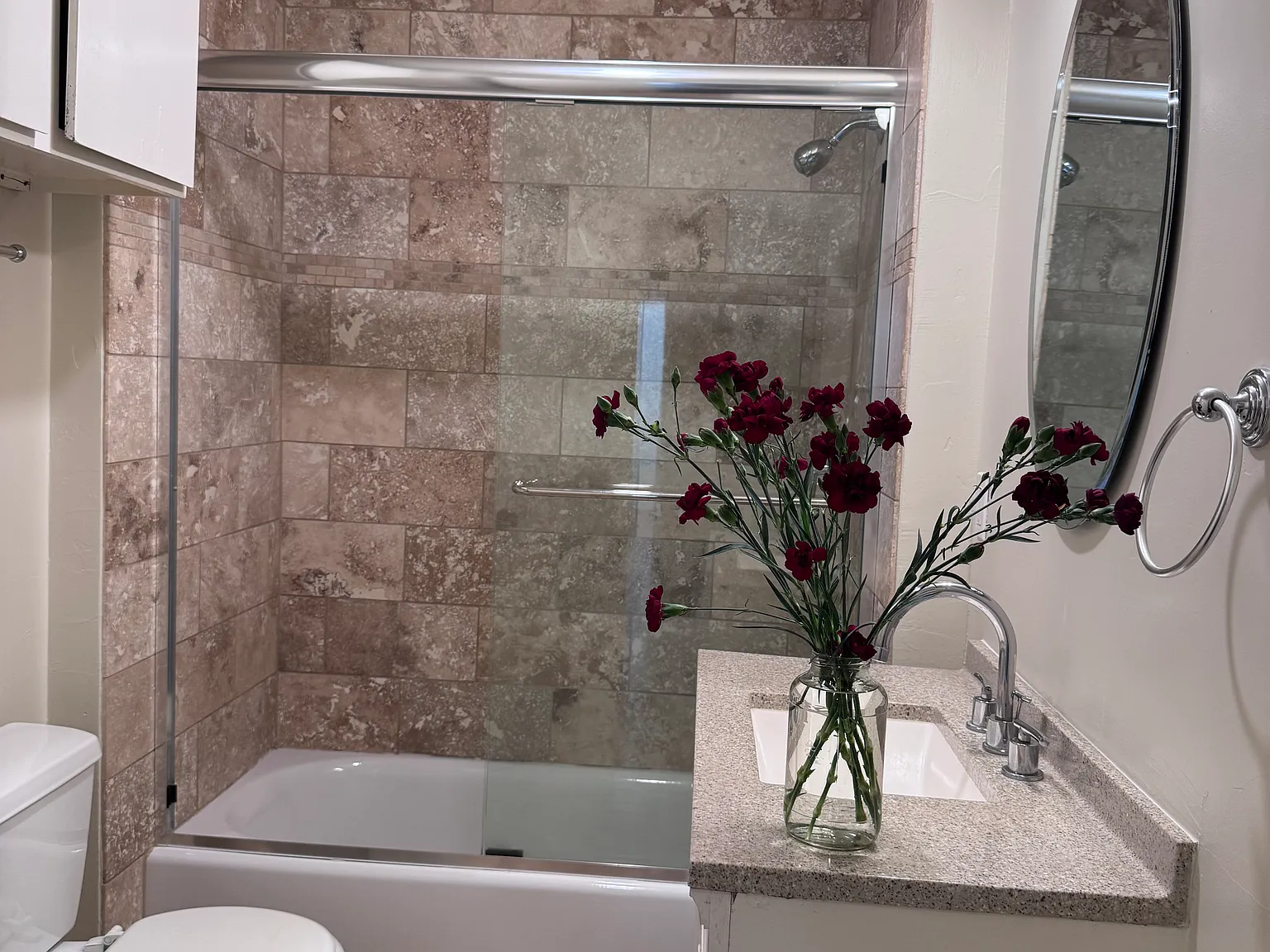 2 bed, 1200 sqft, $1,950 — Photo 3