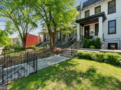 321 L St NE, Washington, DC, 20002