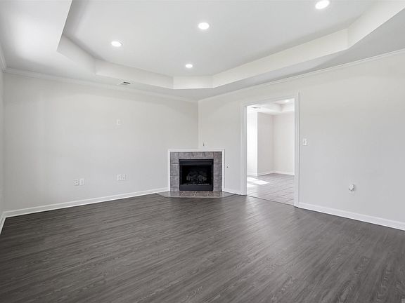5th image of 3805 Linstrom Dr