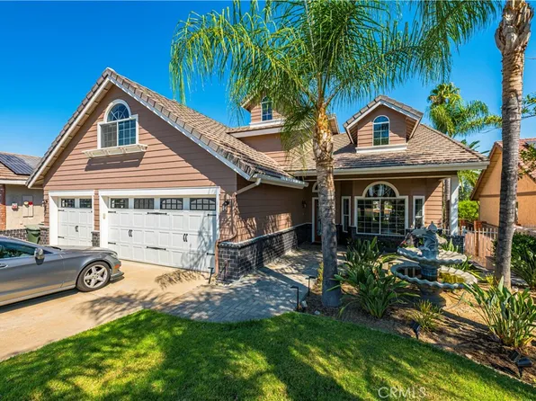 23080 Blue Bird Dr, Canyon Lake, CA 92587