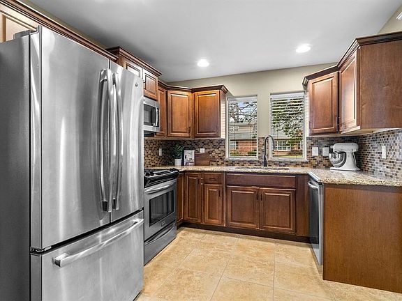 5th image of 9714 Dartridge Dr
