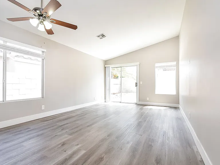 9412 Morehouse Pl — Photo 4