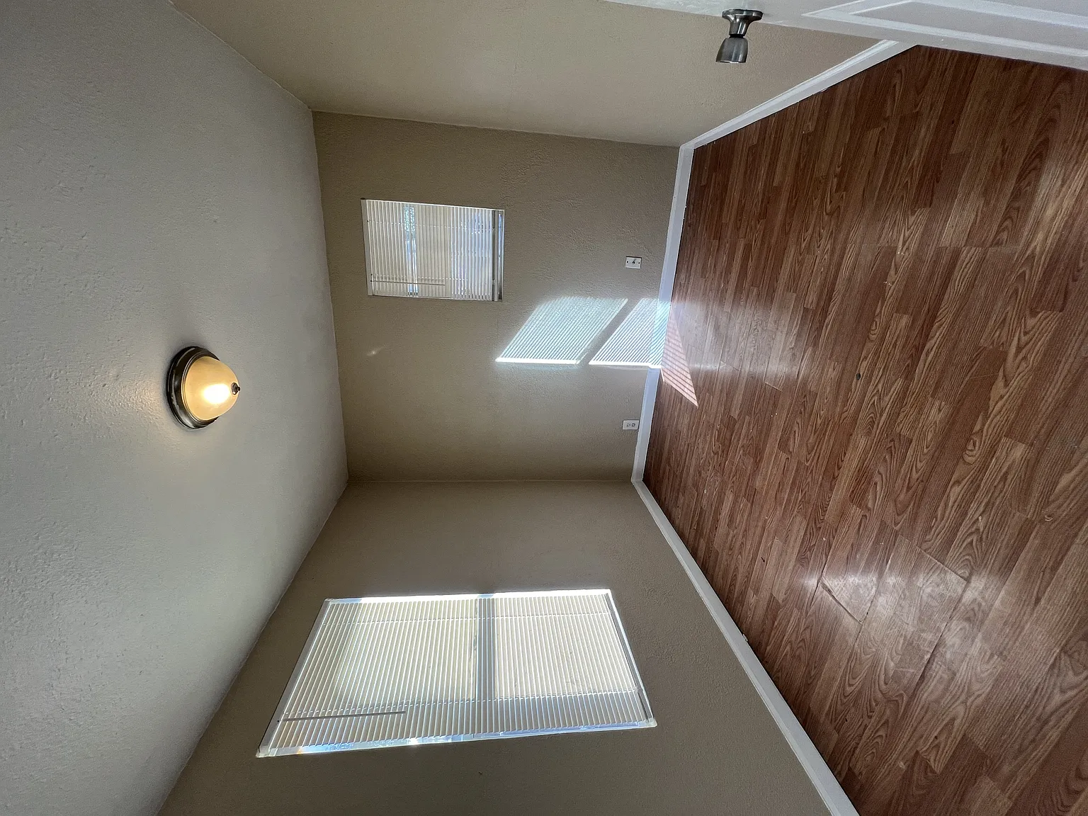 1005 West 7th St — Photo 3