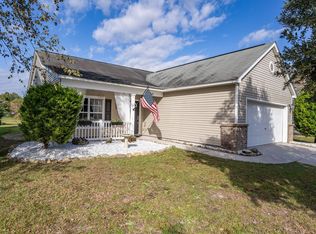 65 Shadow Moss Dr, Beaufort, SC 29906