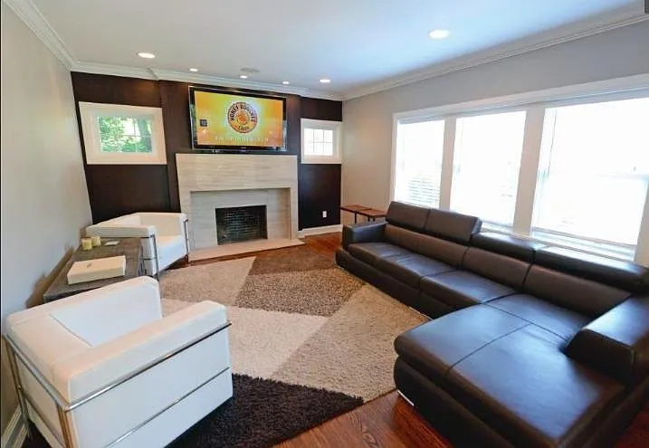 4 bed, 4.5 bath, 3600 sqft, $4,200 — Photo 4