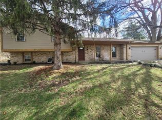 3670 Crosswood Dr, Dayton, OH 45430
