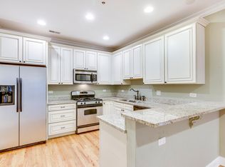 640 Hinman Ave APT 1J, Evanston, IL 60202