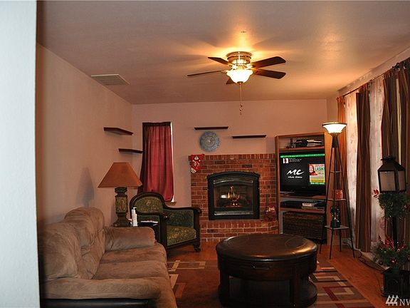 4th image of 11119 223rd Avenue Ct E