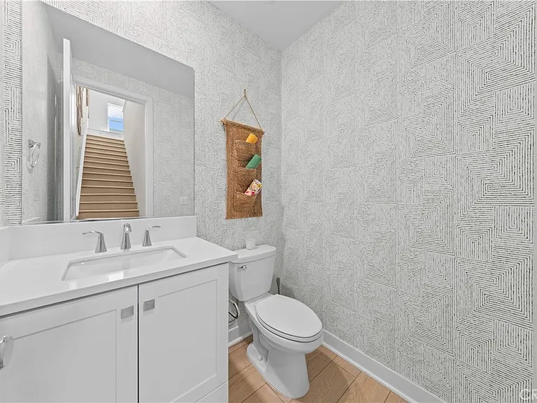 189 Biome — Photo 19
