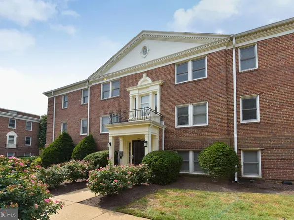 722 S Washington St APT 202, Alexandria, VA 22314