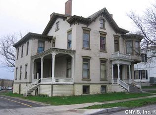 5 Grover St, Auburn, NY 13021
