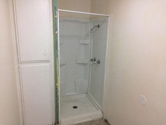 5th image of 11646 Belhaven Ave