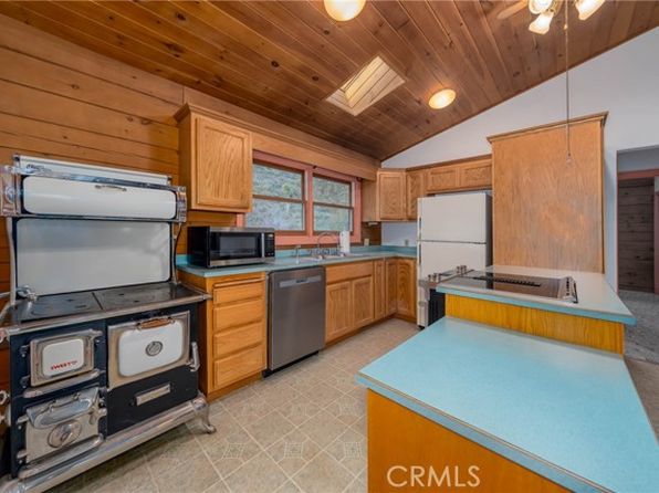 5615 Scotts Valley Rd, Lakeport, CA 95453