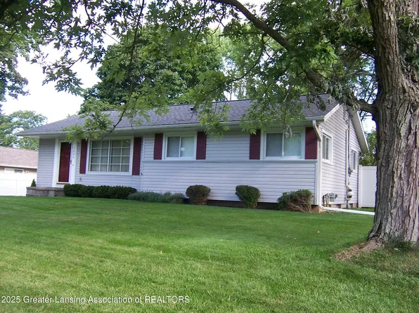 2666 Roseland Ave, East Lansing, MI 48823