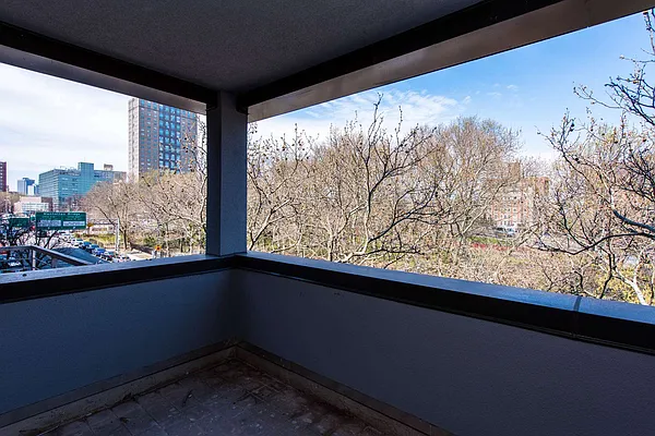 Rented by Nooklyn NYC LLC | media 50