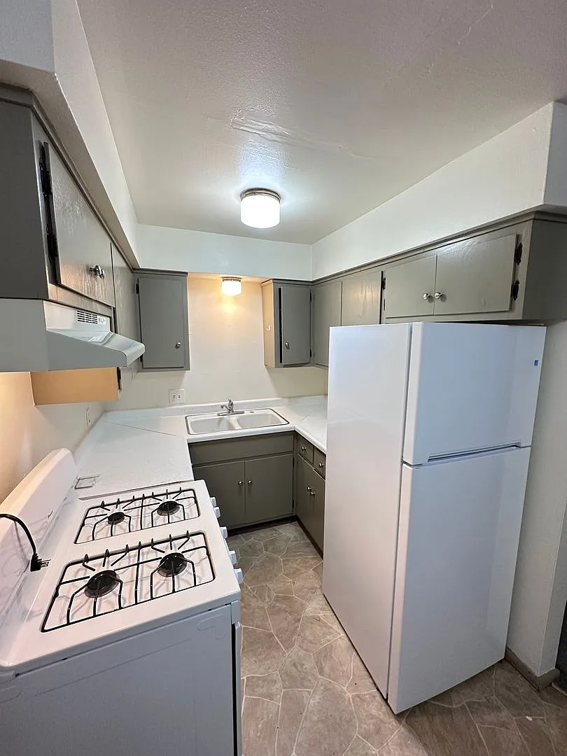 830 Harding St. — Photo 4