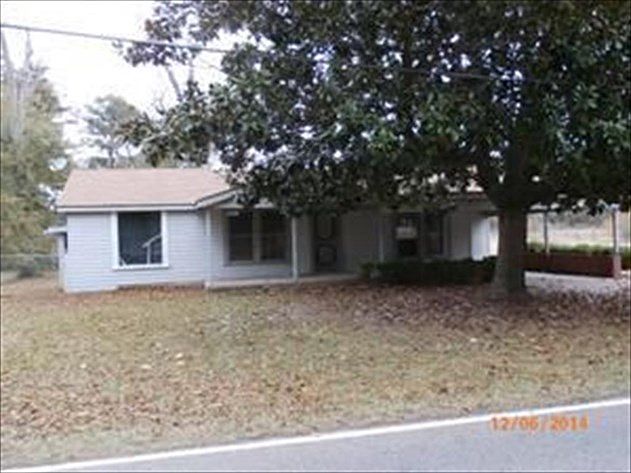 1st image of 2520 Amelia Ave