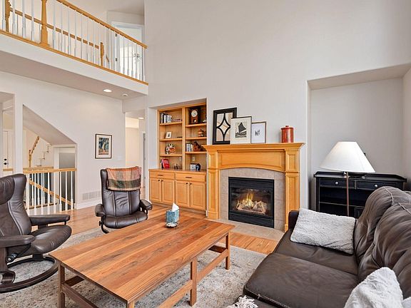3rd image of 1614 Fantail Ct