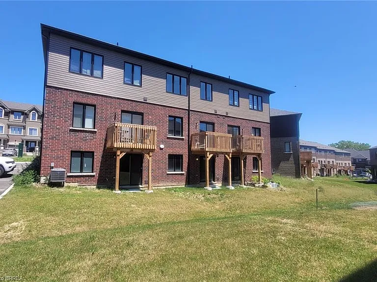 620 Colborne St W #58 — Photo 44