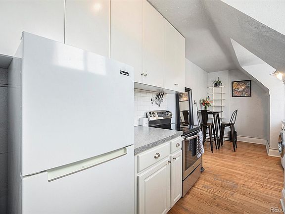 4th image of 1136 N Logan Street #7