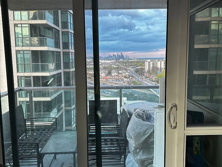 215 Sherway Gardens Rd #1610 — Photo 5