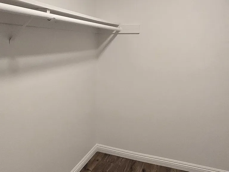 2440 Corinth Ave #101 — Photo 10