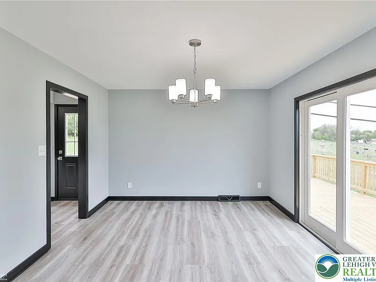 4410 Circle Dr — Photo 52