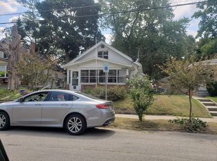 1062 Dickinson St SE, Grand Rapids, MI 49507