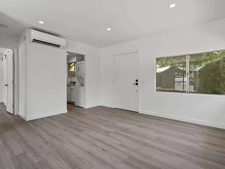1757 June Ln — Photo 14