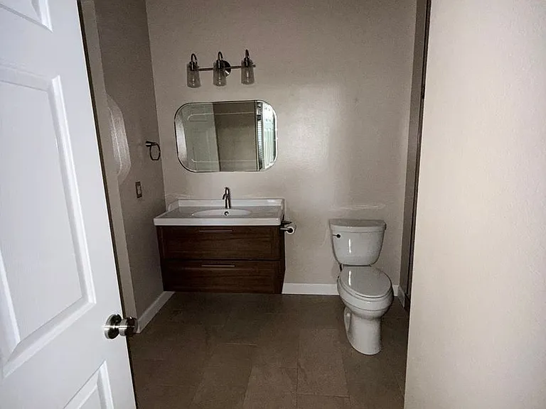 315 Grand Magnolia Ave #20 — Photo 4
