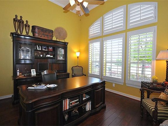 4th image of 23227 San Salvador Pl
