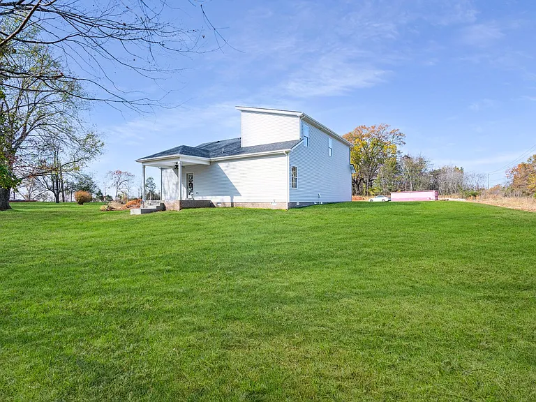 533 S Halifax Ct — Photo 26