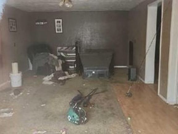 Additional Living Room