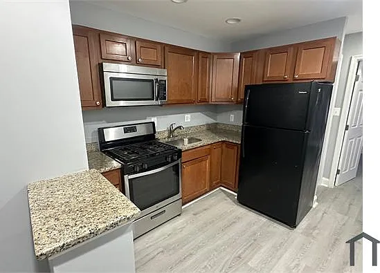 5105 F St SE — Photo 1