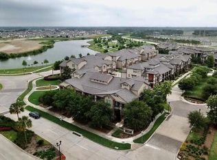 708 Water St, Webster, TX 77598