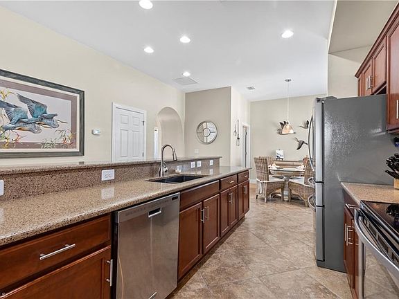 4th image of 10451 Materita Dr