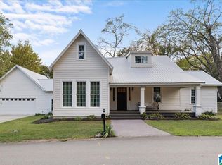 251 Robinson St, Springville, AL 35146