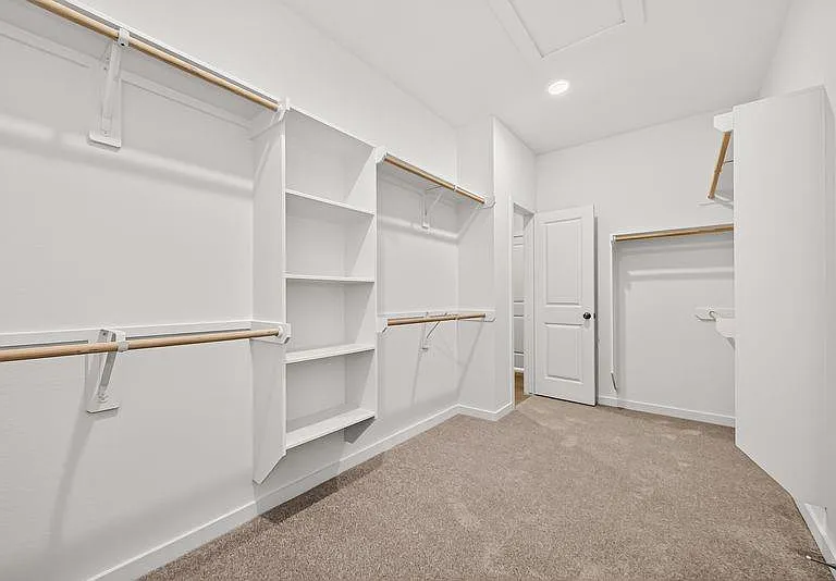 25714 Sapphire Cove St — Photo 34