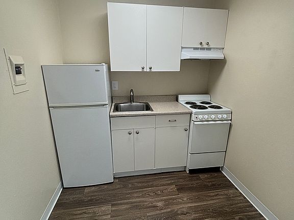 5th image of 2750 Joseph Ave APT 11