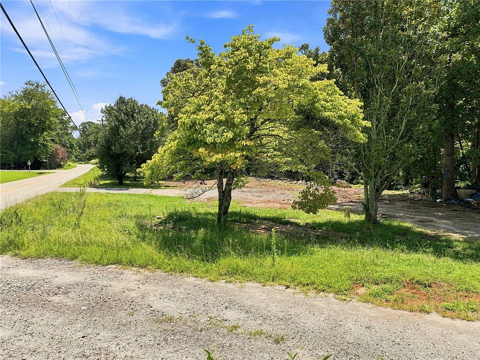 1st image of 170 Singing Pines Rd