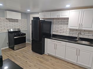 117 Woods Rd APT 2, Syracuse, NY 13209