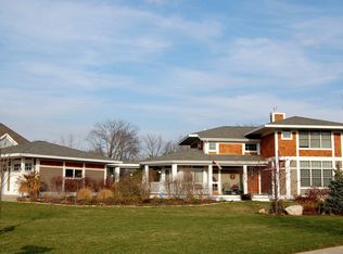 1862 Catkin Cir, Chesterton, IN 46304