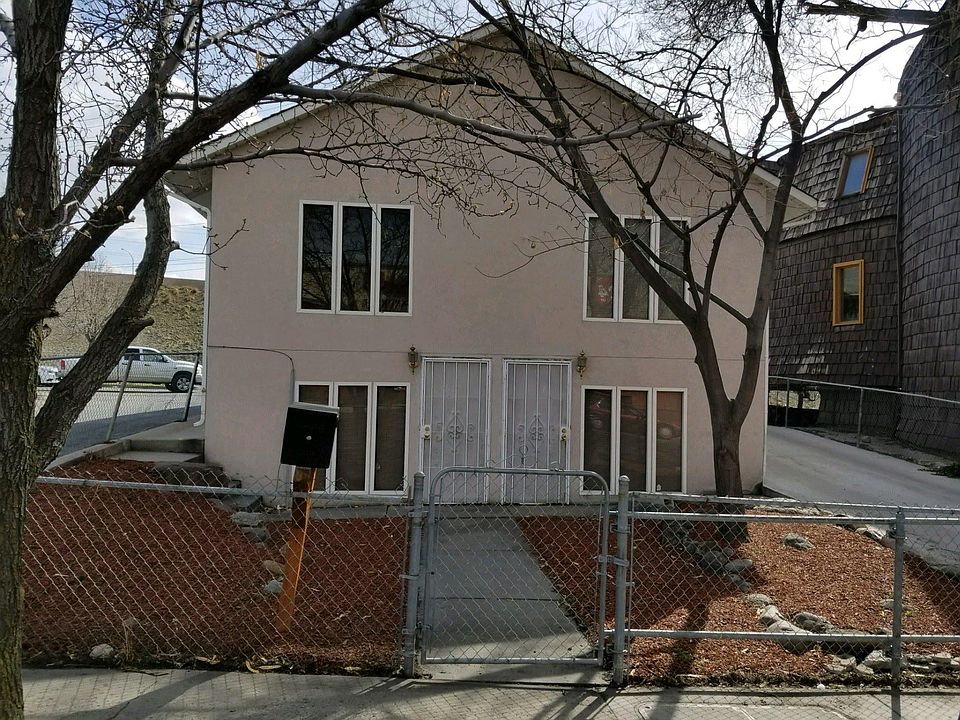1st image of 1114 E Ashton Ave #B