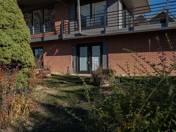 2nd image of 1034 Westview Dr
