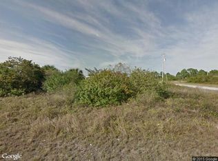 860 Jaguar Blvd, Lehigh Acres, FL 33974