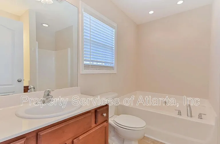 143 Linton Dr — Photo 16